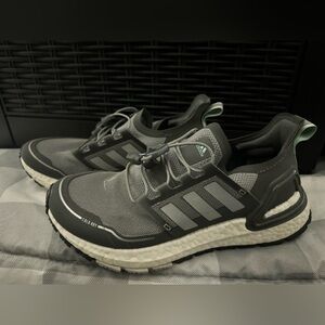 adidas womens Ultraboost Cold.rdy